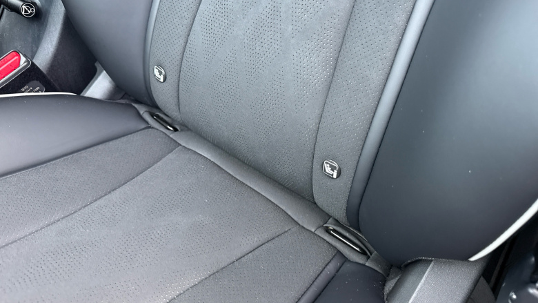 BYD Dolphin 150kW Comfort 60.4kWh Auto Electric Hatchback